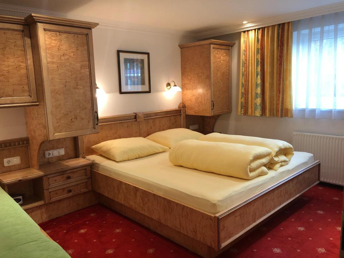 Hotel Garni Central - Zimmer - Studios - Apartments كابل المظهر الخارجي الصورة