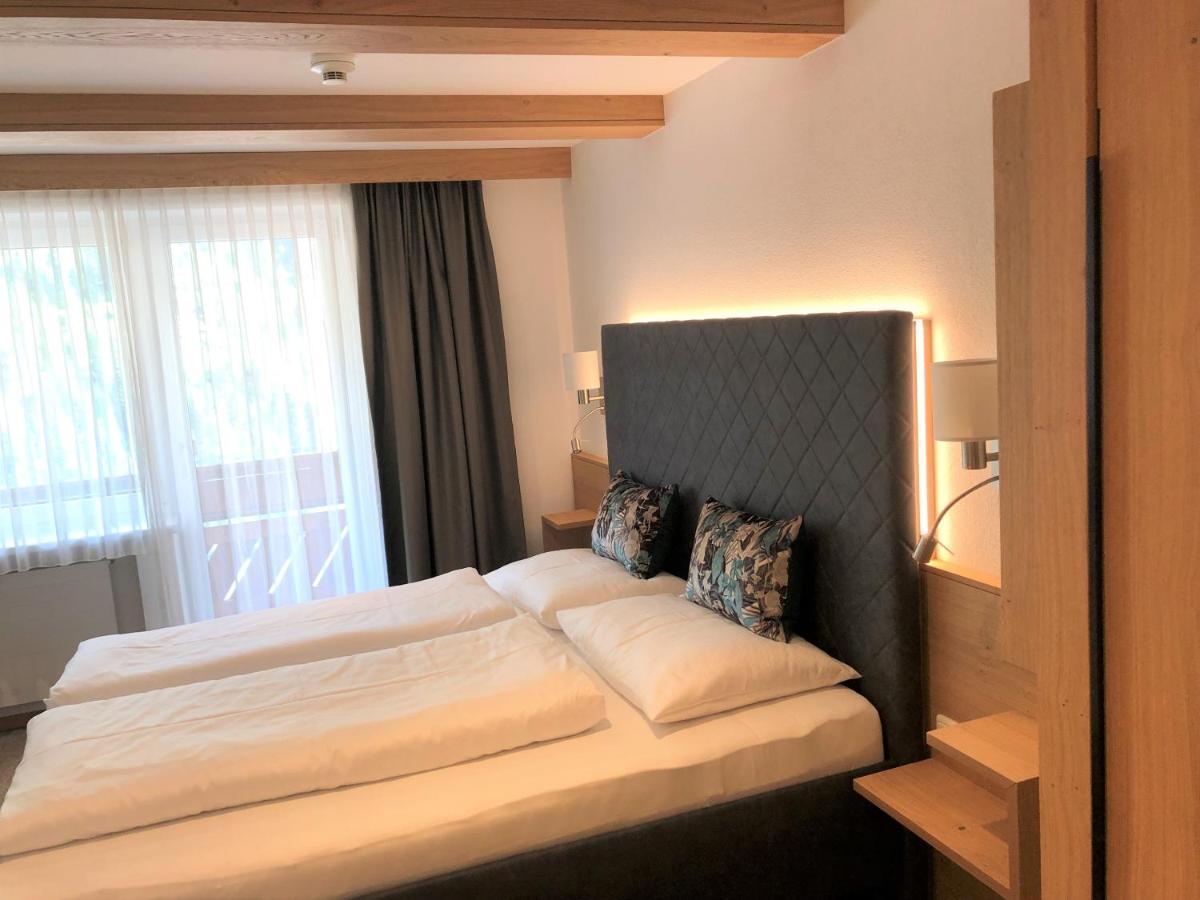 Hotel Garni Central - Zimmer - Studios - Apartments كابل المظهر الخارجي الصورة